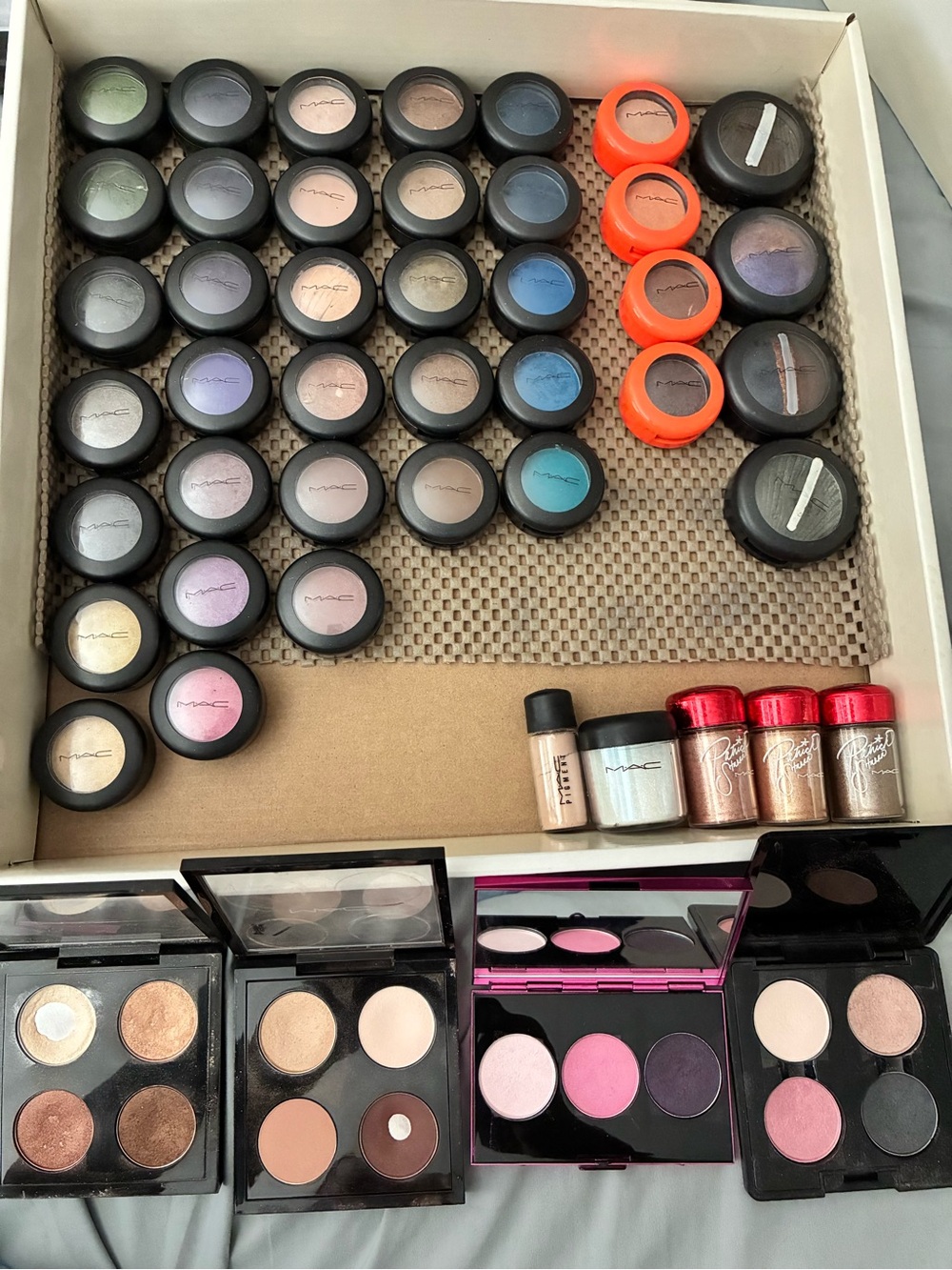 MAC Cosmetics Women Makeup Eyeshadow Palette Collection - Multi-Color